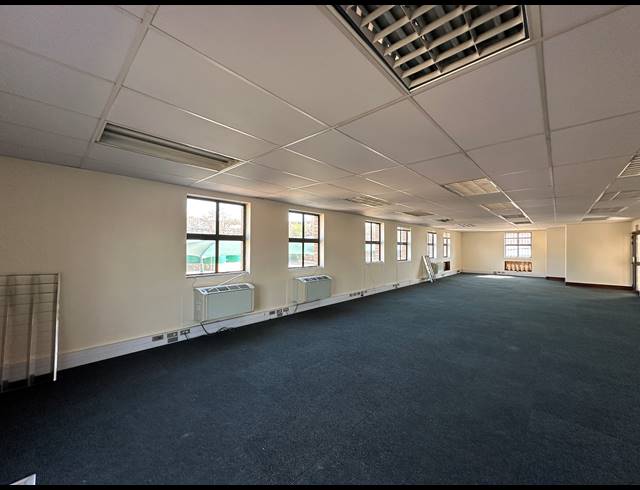 175M² OFFICE TO LET IN HIGHVELD TECHNOPARK